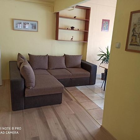 Centrum 2 Apartman Сольнок Экстерьер фото